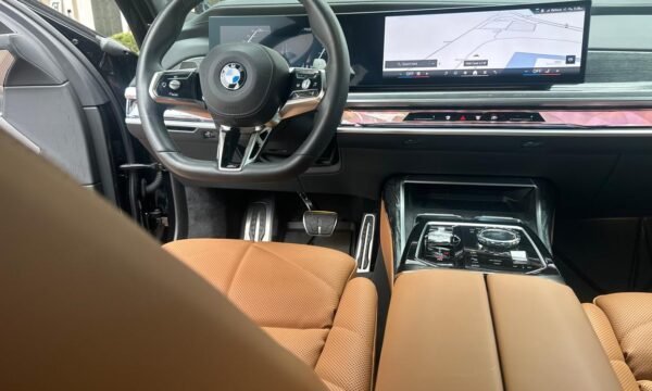 Black BMW 7 Series – The Pinnacle of Luxury and Performance - Image 10